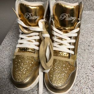 Pastry sneakers (glitter gold)
